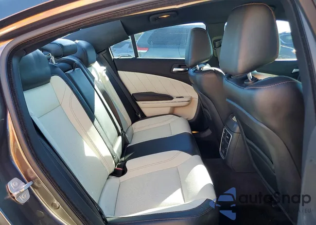 2C3CDXHG7GH267061: 73043995