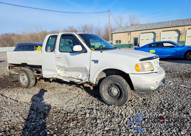 1FTRX18W82NB78018: 97937665