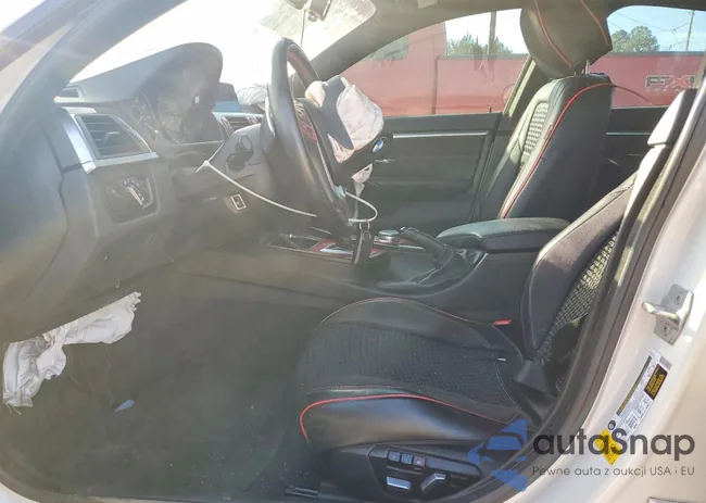 WBA4J1C50JBM11025: 98528965