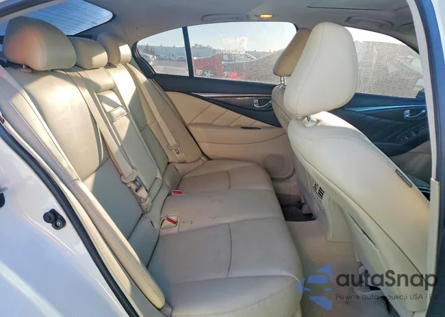 JN1EV7AP2JM359715: 73678745