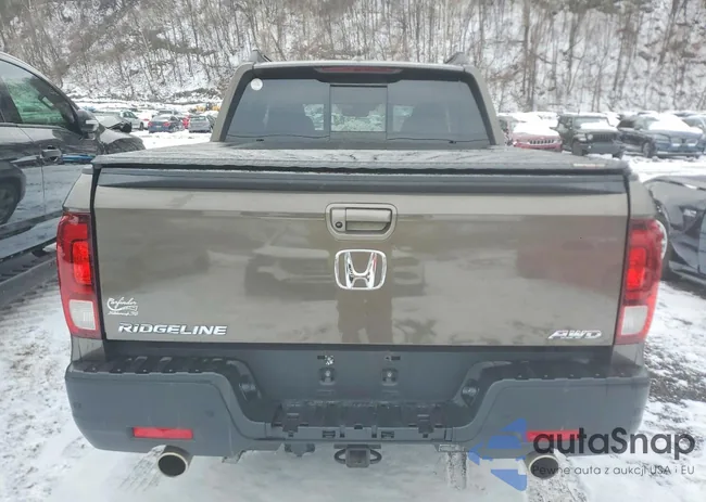 5FPYK3F7XPB017992: 99720155