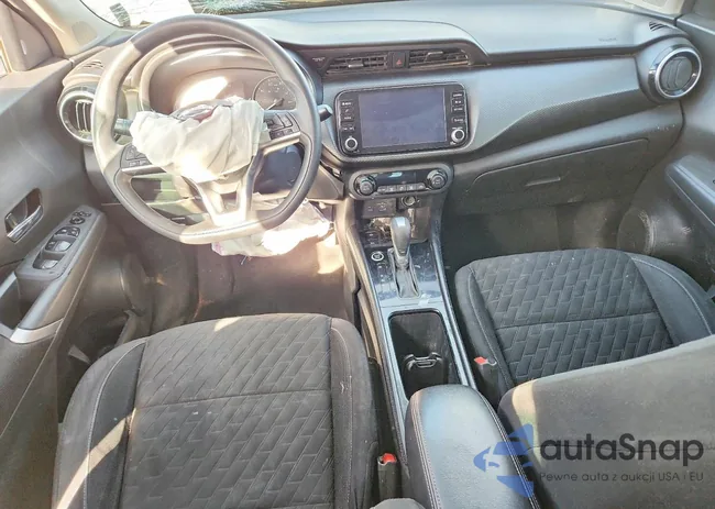 3N1CP5CVXML556972: 73032635