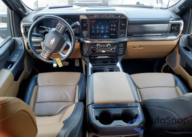 1FT8W2BT2REF03887: 97533675