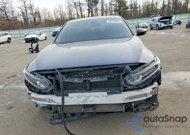 1HGCV1F52KA108853: 98439095