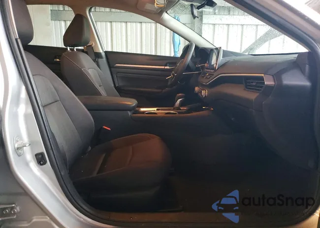 1N4BL4DV3MN415776: 98650705