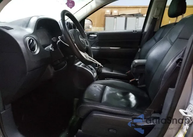 1C4NJCEA5GD807090: 73912305