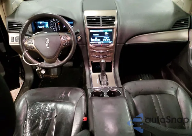 2LMDJ8JK8FBL33115: 73009505