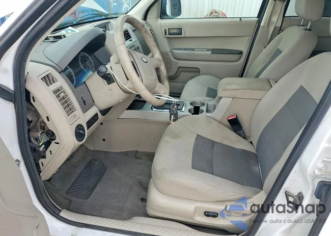 1FMCU49H08KB08938: 98431225