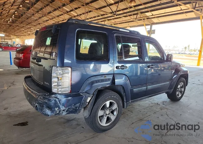 1J8GP28K08W188130: 73693695