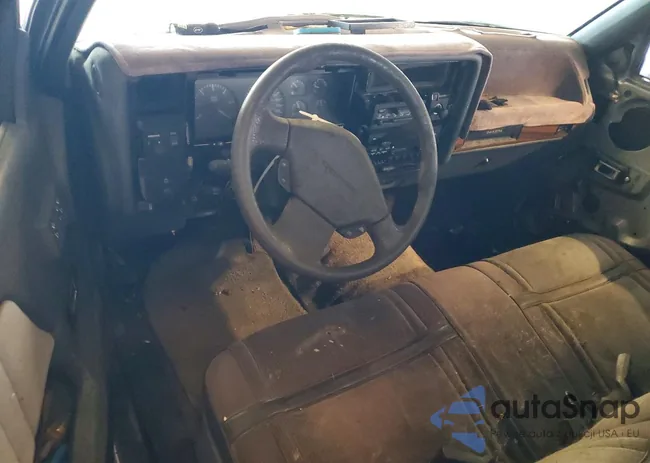 1B7FL26Y8PS137518: 97925345