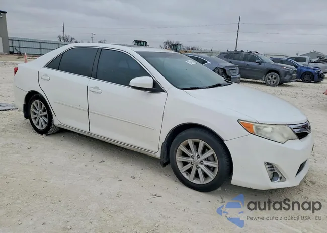 4T4BF1FK0ER348209: 72642575