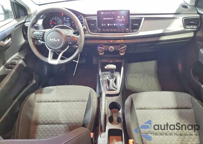 3KPA24ADXPE627104: 99844805