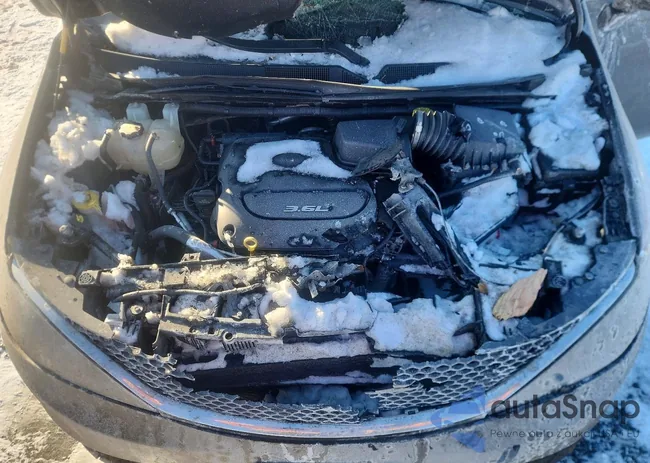 2C4RC1CG0HR533724: 73919585