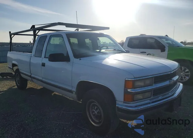 1GCGC29R8WE213745: 75308745