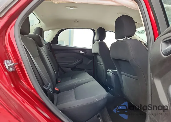 1FADP3F22HL306799: 74082895