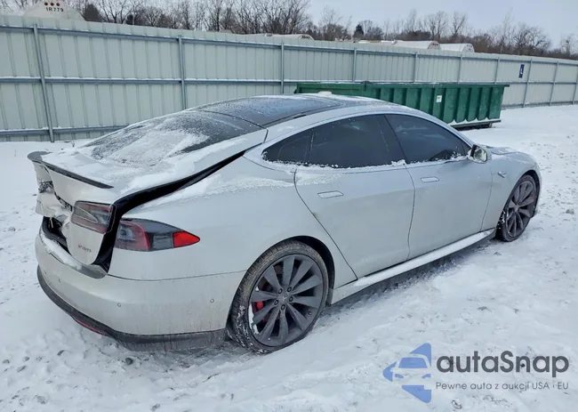 5YJSA1H19EFP52877: 73490065