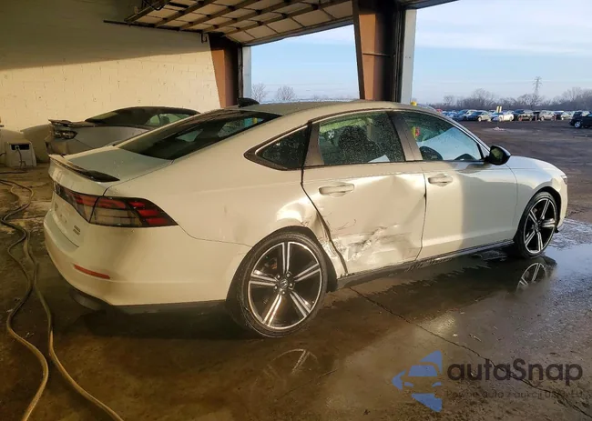 1HGCY2F51RA006869: 98256445