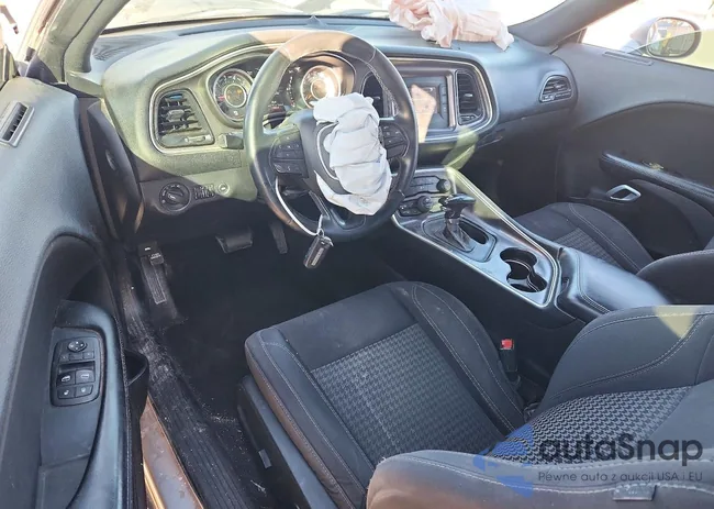 2C3CDZAG2FH839271: 74036195