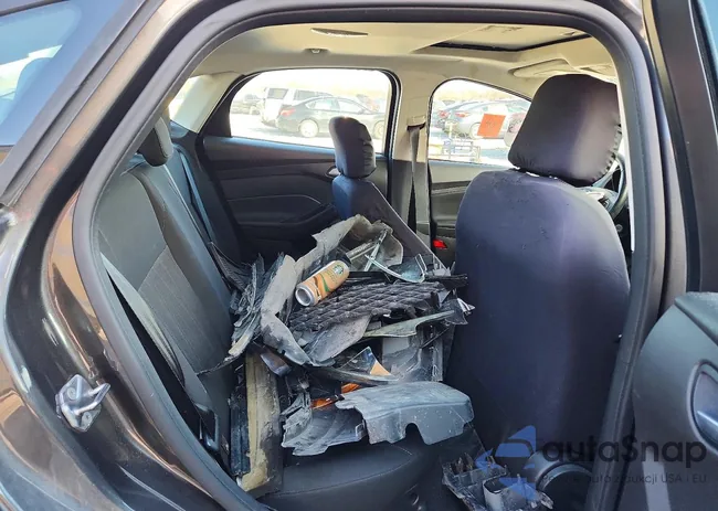 1FADP3F21GL261790: 73987145