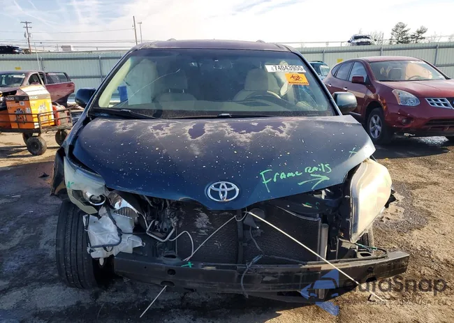 5TDKK3DC2BS043277: 74043955