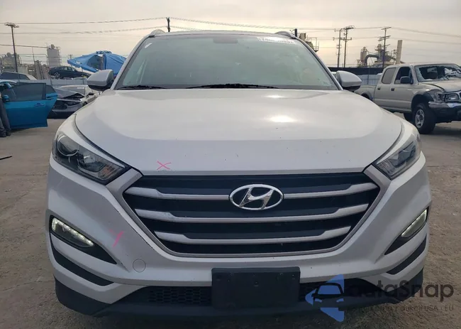 KM8J33A44HU427132: 74061085