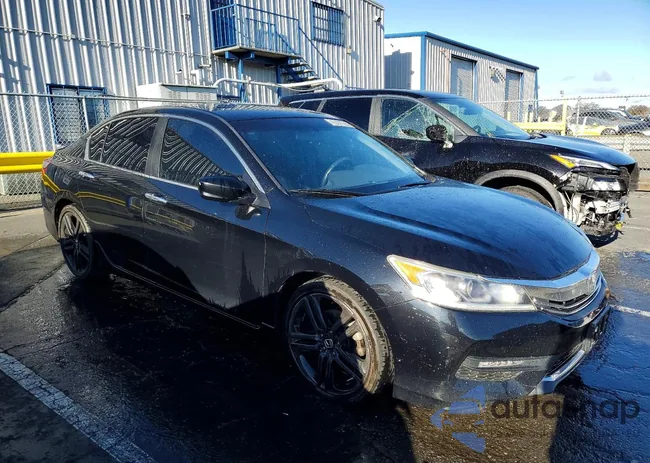 1HGCR2F58HA256069: 98685035