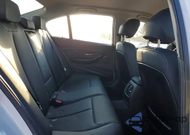 WBA8E5G55GNT40404: 73547005