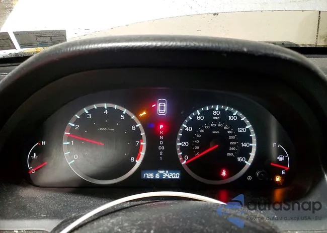 1HGCP2F64BA128742: 73612355