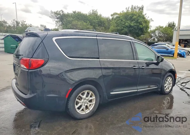 2C4RC1BG3LR115345: 75182555