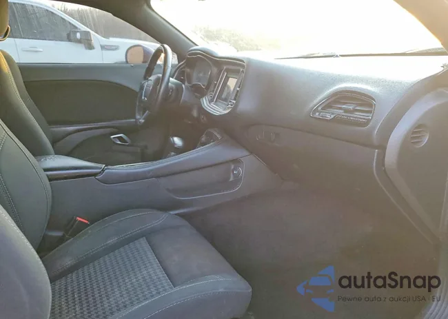 2C3CDZAGXJH263180: 99738685