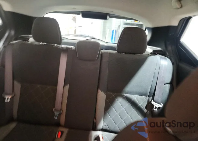 3N1CP5BV8LL577240: 73198855