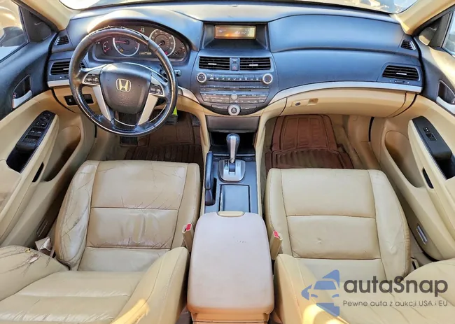 1HGCP2F69CA043977: 98951655