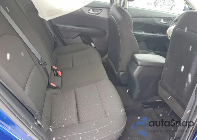 3KPF24AD5ME264082: 74835675