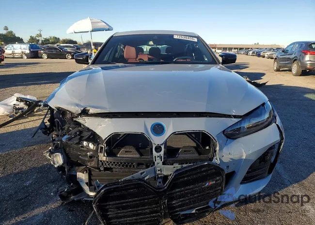 WBY33HD07SFU69811: 72630455