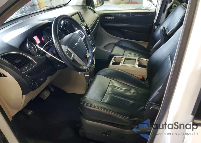 2C4RC1CG6ER373599: 74163715