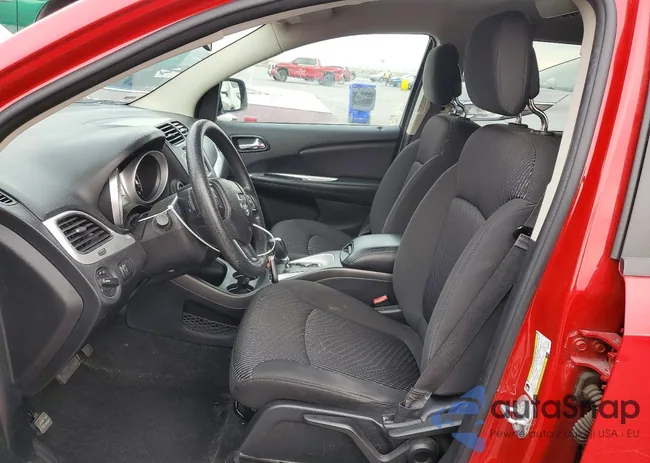 3C4PDCABXGT246880: 99142495