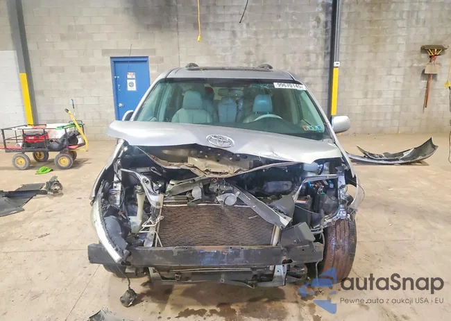 5TDYK3DC9CS215915: 99670145