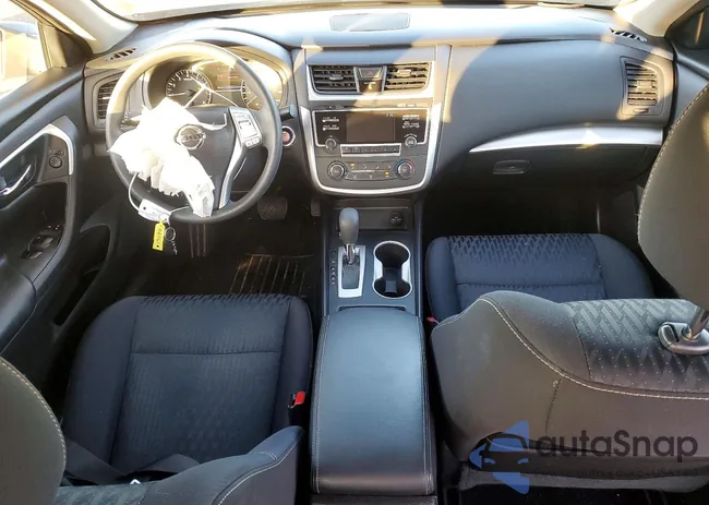 1N4AL3AP0HC215208: 73440045