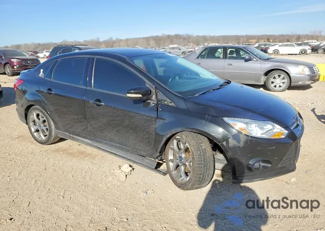 1FADP3F27EL258390: 74075405