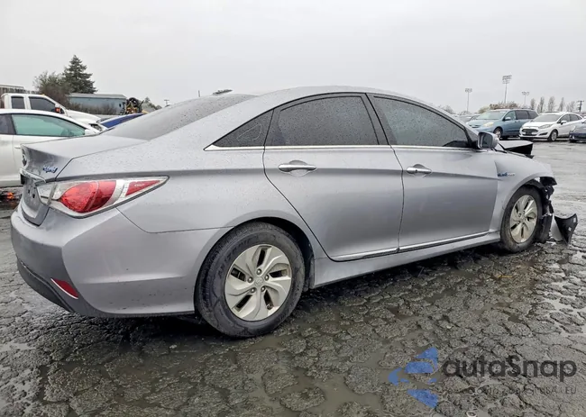 KMHEC4A46FA130997: 99357695