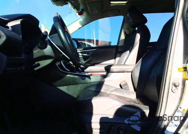 2T3S1RFV8MW190595: 98641265