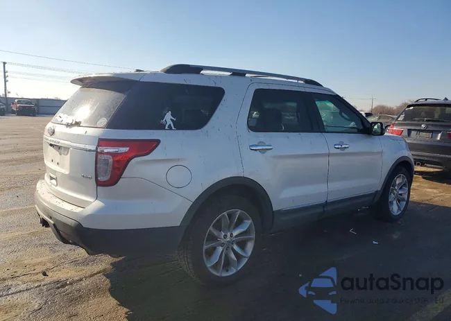 1FMHK8F83BGA32326: 75231475