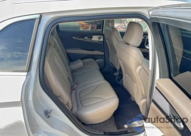 2LMPJ8KP8MBL05965: 74150575