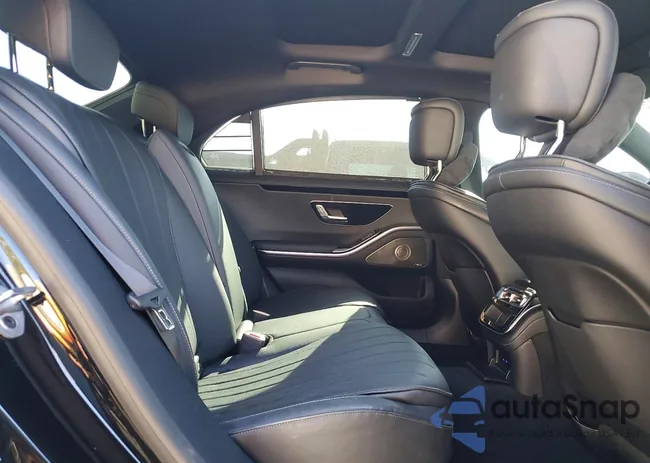 W1K6G6DB2PA221985: 73708845