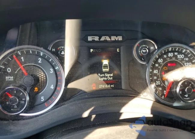 3C6UR5DL4RG390030: 74110245