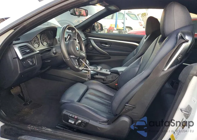 WBA4Z5C50JEA33001: 99738585