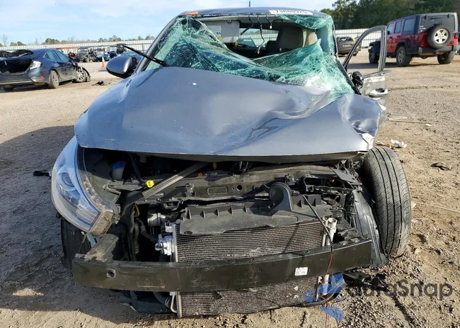 3KPA25AD6PE569207: 73880925