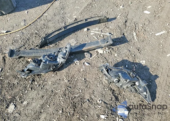 2T1BU4EE3DC999850: 99860915