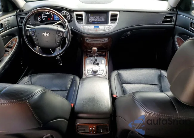 KMHGC4DF2BU139713: 73124615