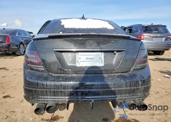 WDDGF8BB4AR123863: 73732055